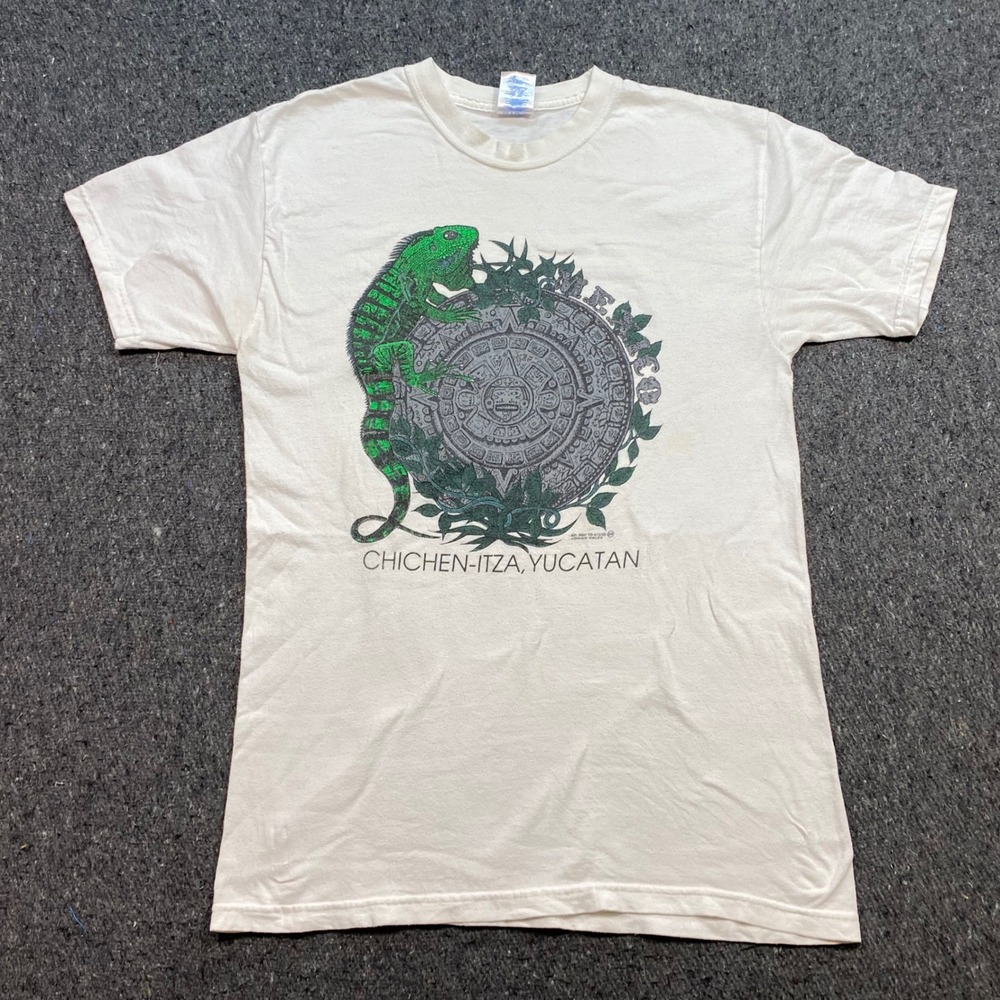 M&O Gold TShirt Sz M Mens White Mexico Chichen-Itza Yucatan Iguana Graphic Tee